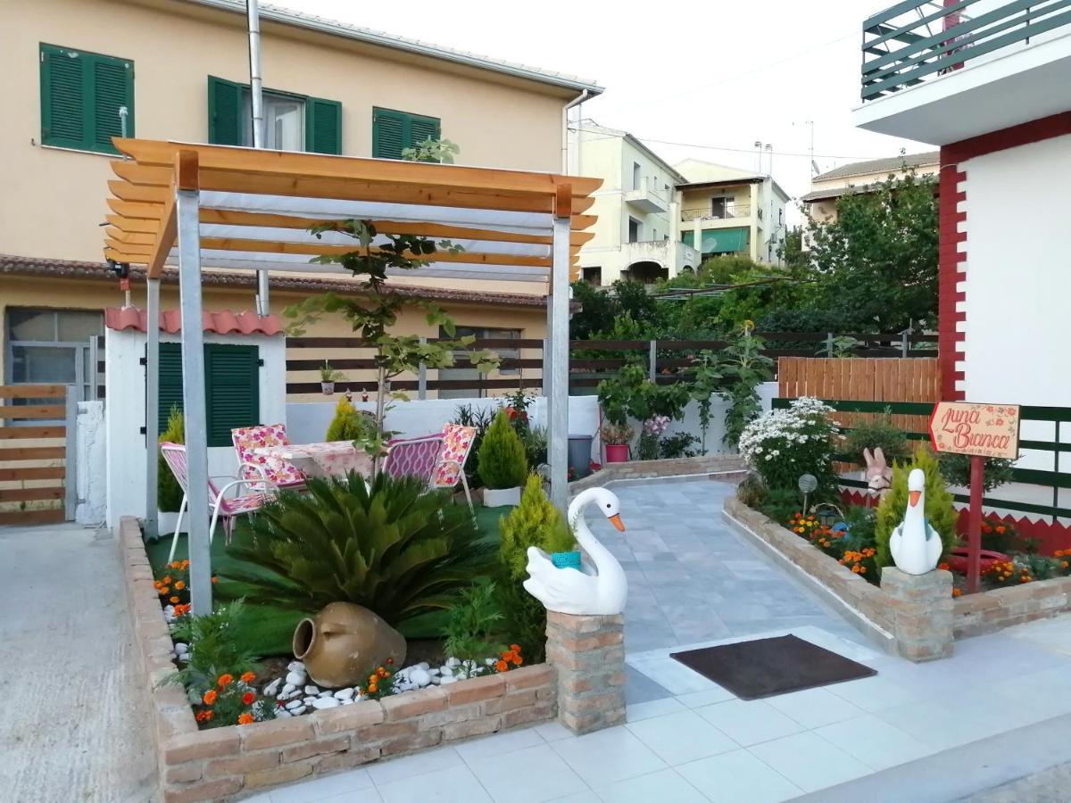 Hotel apartamentowy Luna Bianca - Corfu